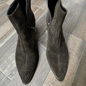 STYLISH MENS POINTED TOE BROWN SUEDE BOOTS-SIZE 10 ZIPPERED-BY ASOS